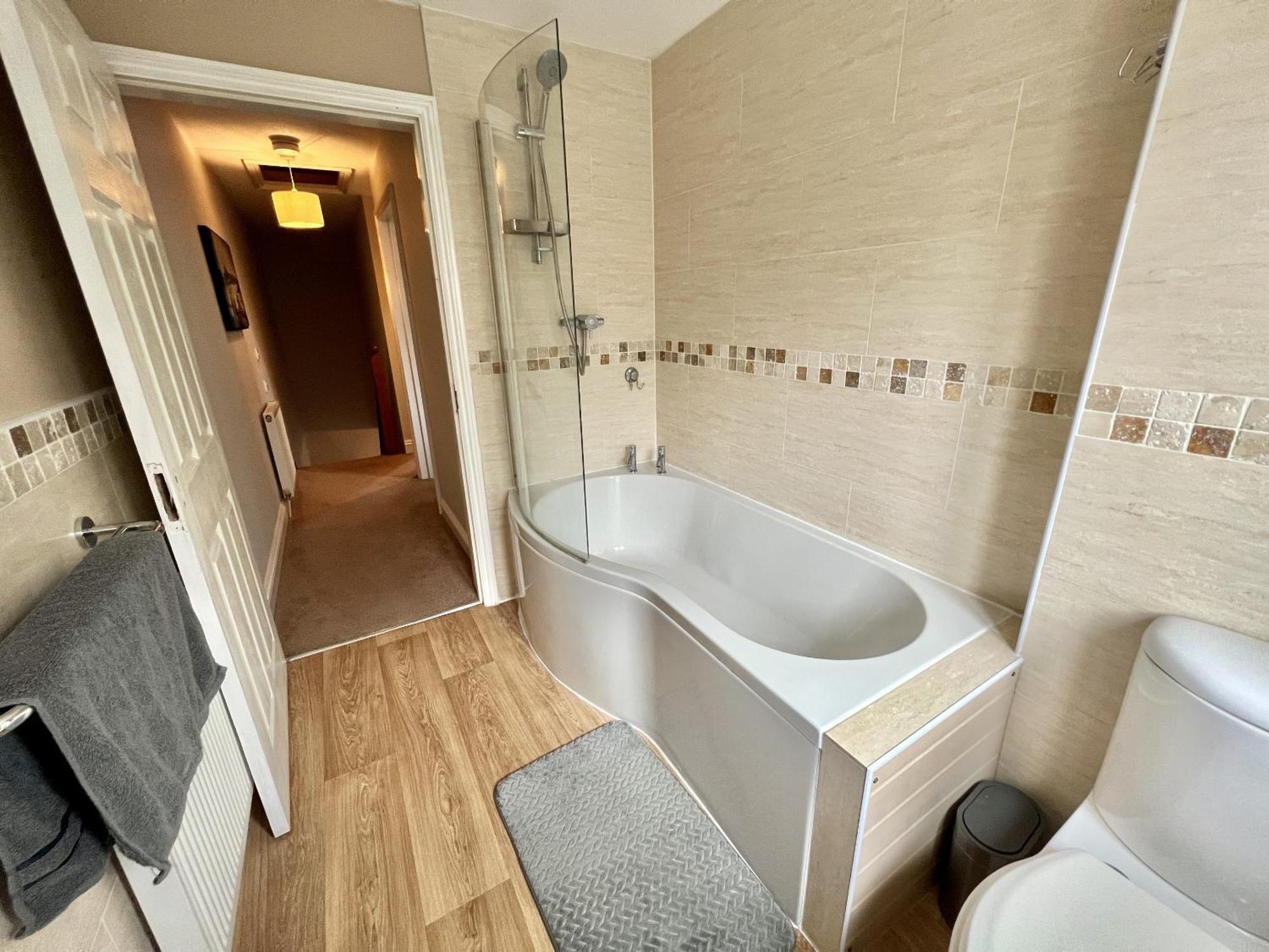 Family - High Street Holiday home